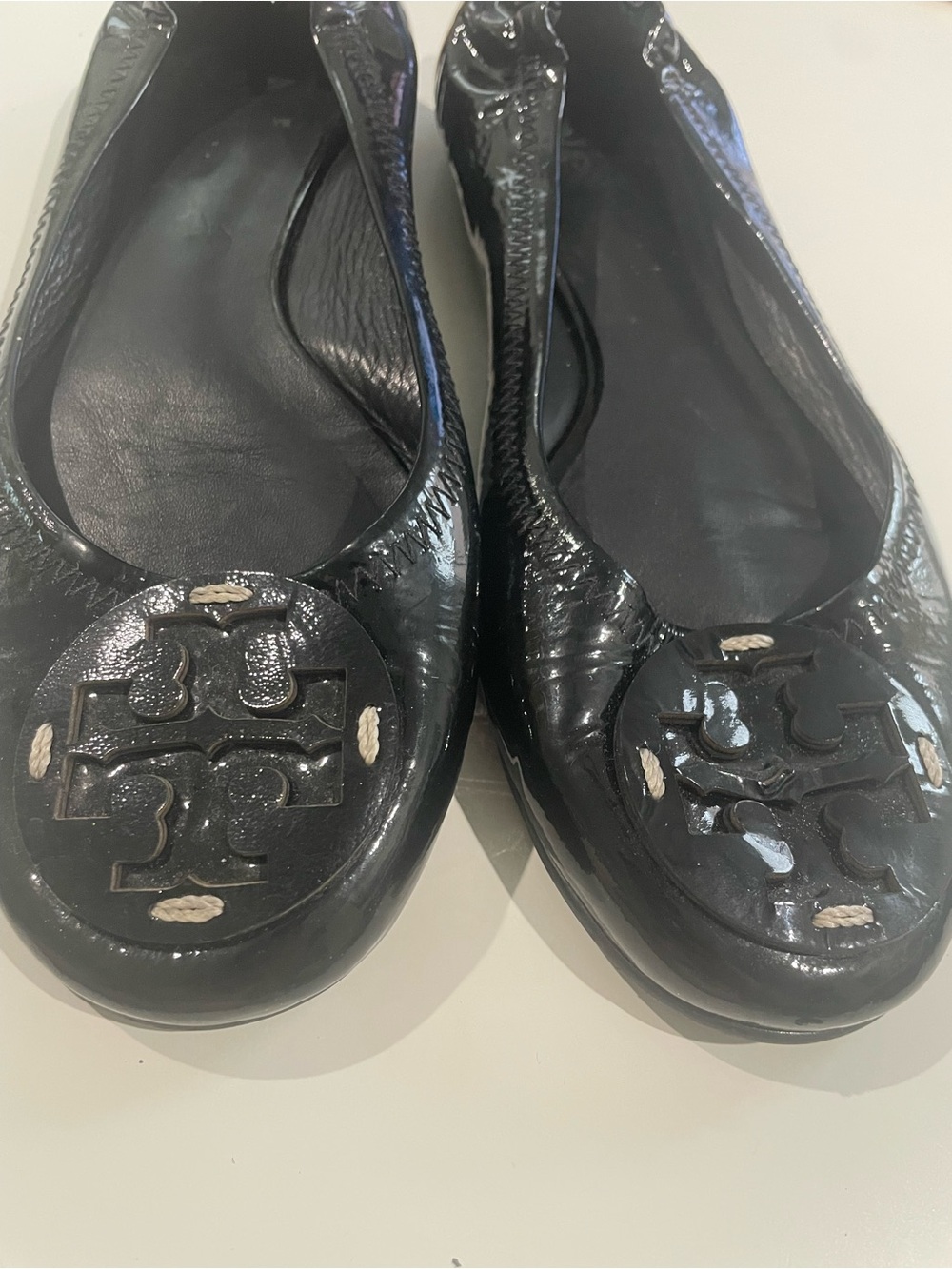 Tory Burch Women’s Black Leather Ballet Flats Slip-On Round Toe Logo Sz 8 - Picture 6 of 7